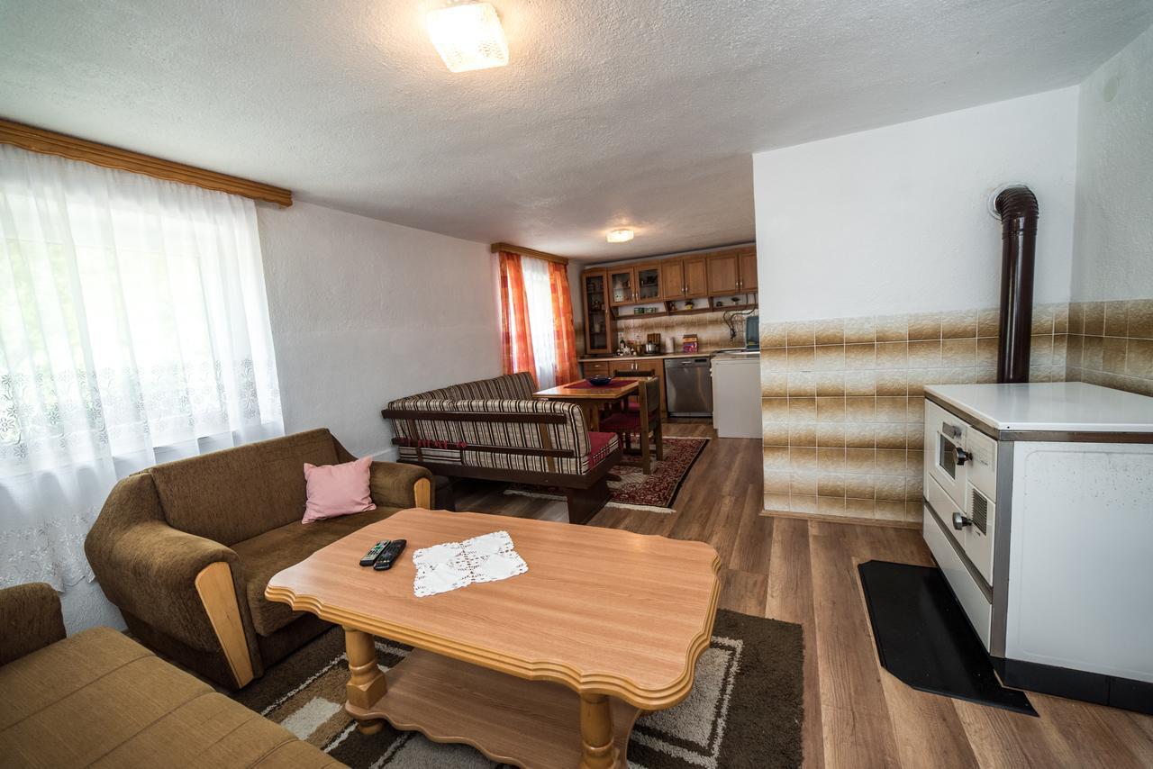 Eko House Dobrenica Villa Bihac Bagian luar foto