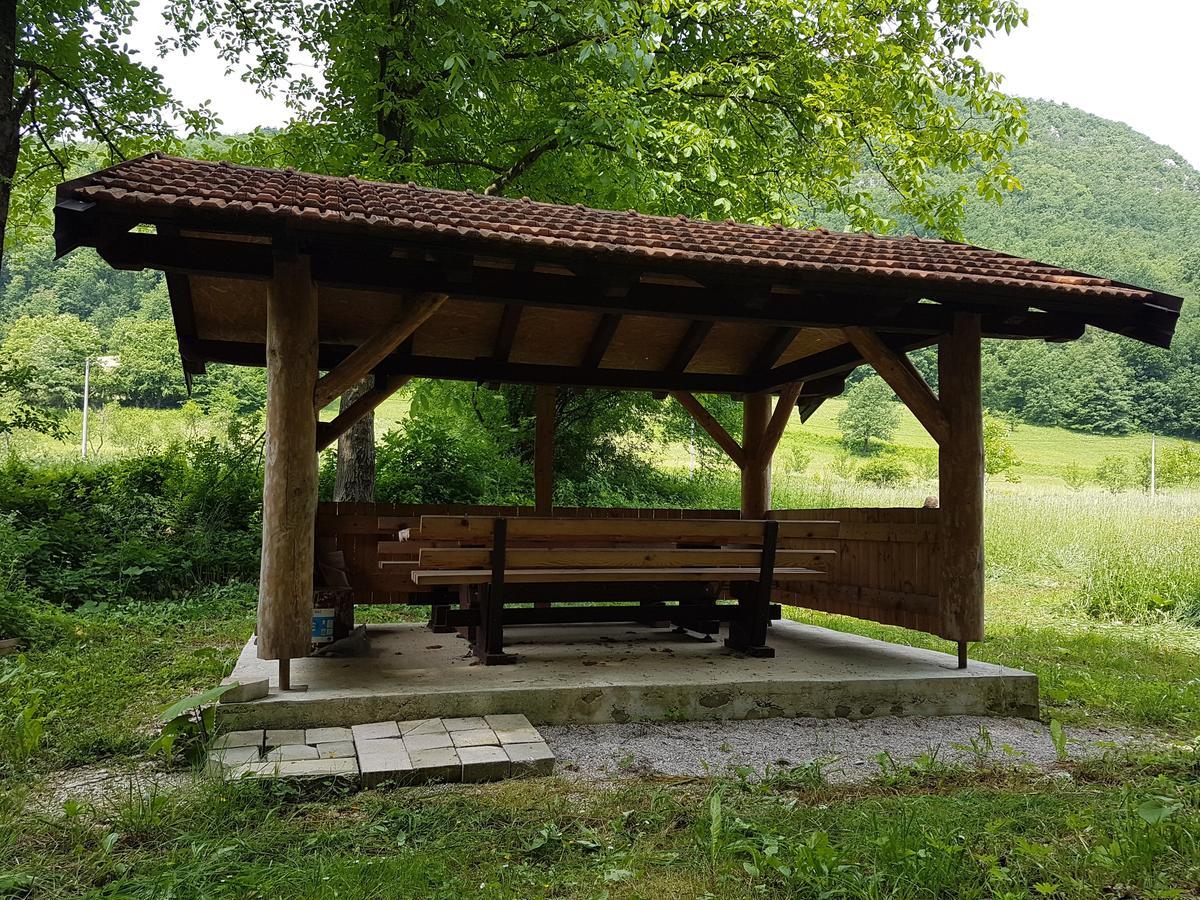 Eko House Dobrenica Villa Bihac Bagian luar foto