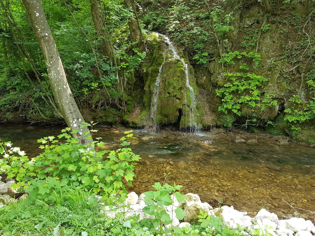 Eko House Dobrenica Villa Bihac Bagian luar foto