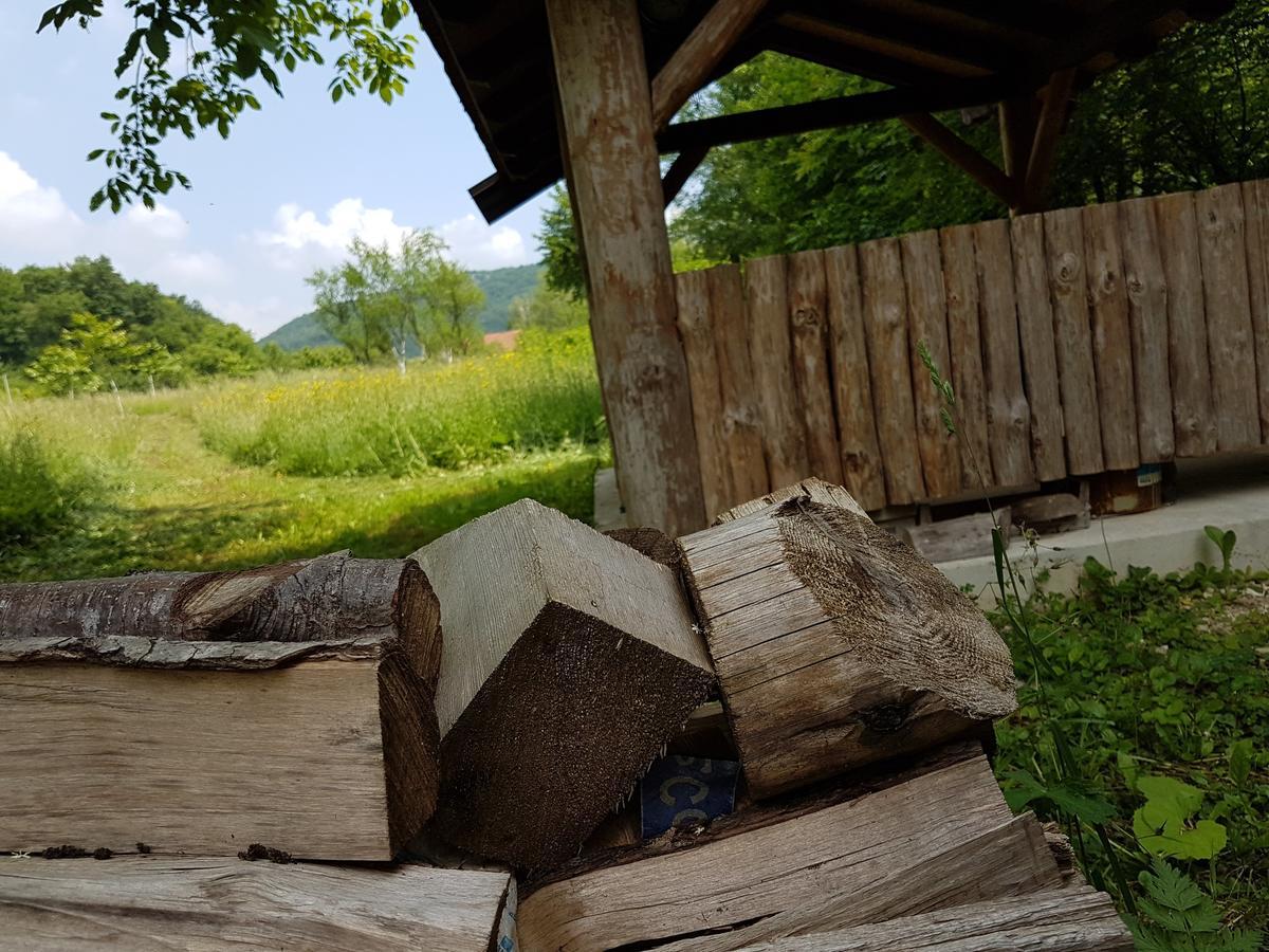 Eko House Dobrenica Villa Bihac Bagian luar foto